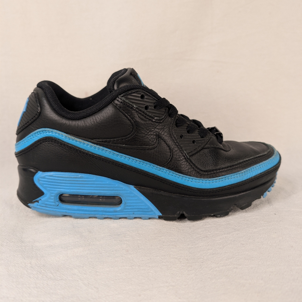Nike x Undefeated Air Max 90 Black Laser Blue CJ7197-002 Men’s Size 6